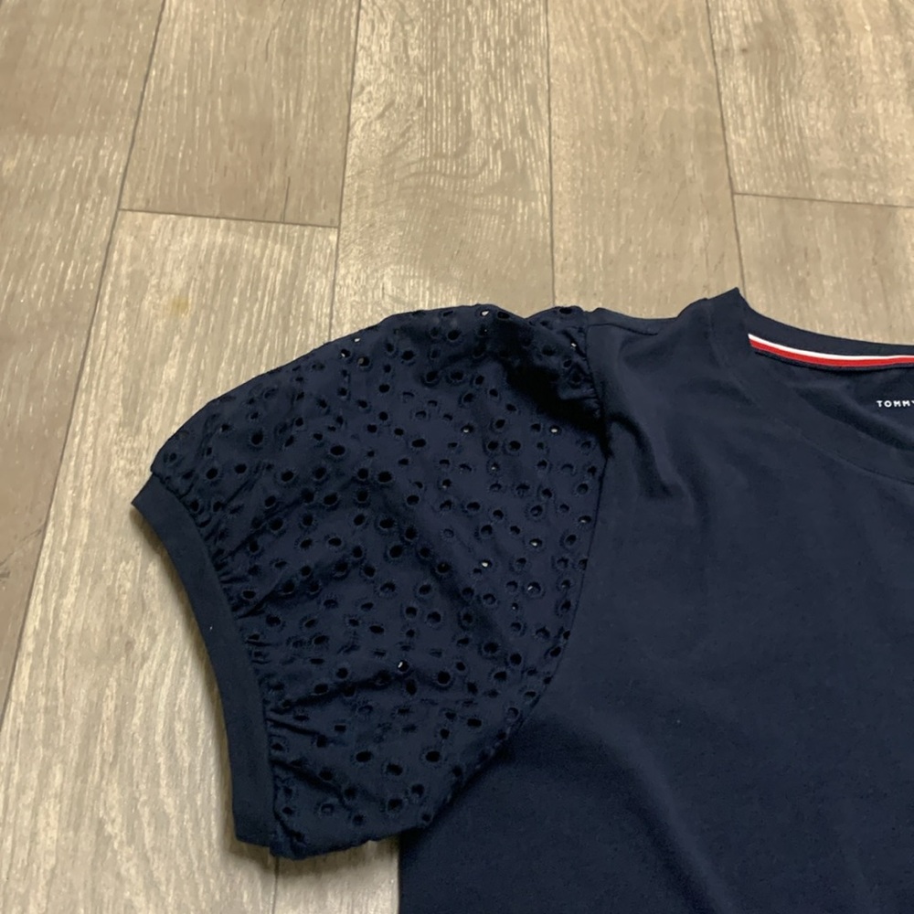 Womens Tommy Hilfiger Puff‎ Sleeve Eyelet Navy Top Shirt - Picture 6 of 7